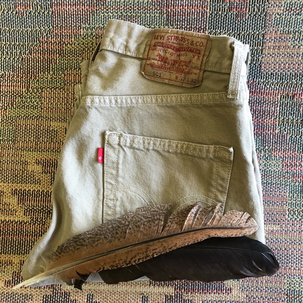 Men’s Levi’s 501 button fly jeans tan khaki